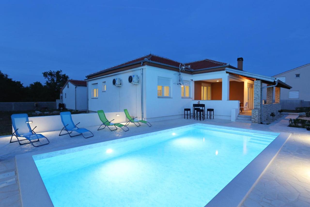 Holidayhouse Alirio With Heated Pool. วรซี ภายนอก รูปภาพ