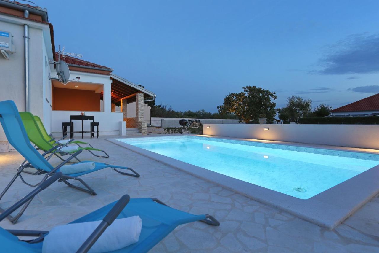 Holidayhouse Alirio With Heated Pool. วรซี ภายนอก รูปภาพ